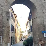 Habemus Domum! Il Monolocale Perfetto Per Voi 公寓 *
